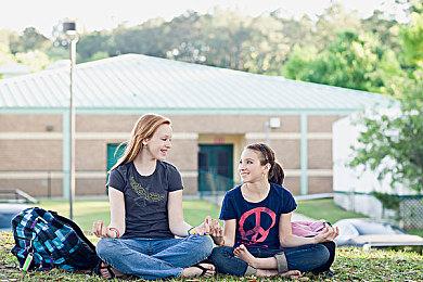 《优米雅的炼金工房》新截图 大雷和肉腿真吸引人